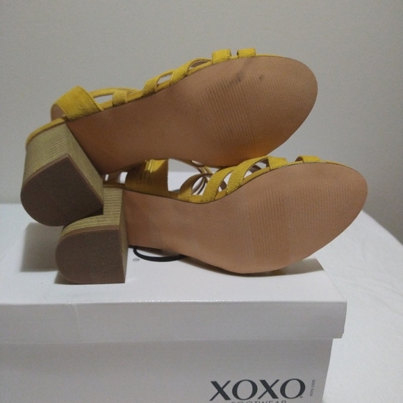 XOXO Eden Yellow Block Heel Sandals - Picture 6 of 8